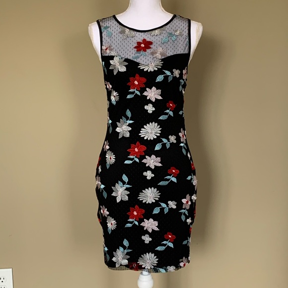 💕💕 Emerald Sundae Dress - Picture 5 of 5